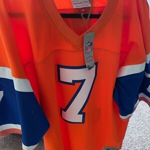 Broncos- John Elway Legends jersey, brand new XXL